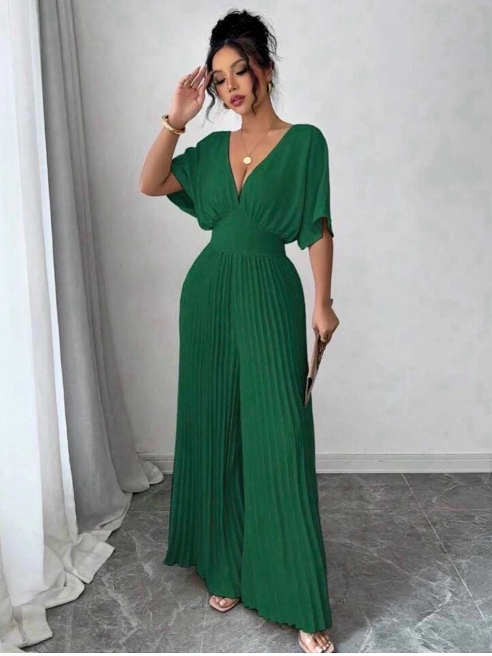 Emerald Green Pleated Maxi Dress Brand new
